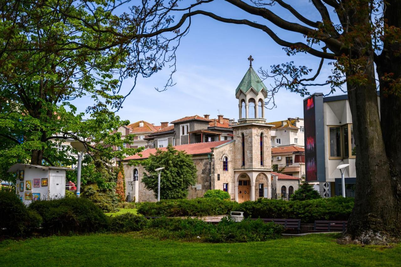 Hotel Пацо Burgas Esterno foto